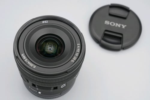SONY E 10-20mm f4 PZ G (no hood)