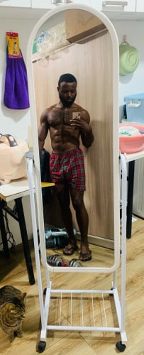 Standing mirror