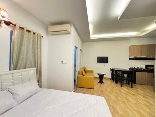 Studio room Available for Rent near the Russian market