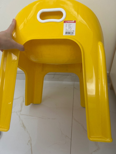 Sturdy Yellow Plastic Chair (RC-