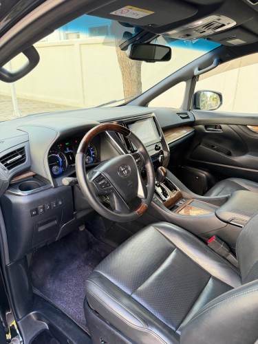 Toyota Alphard 2016 Executive Loung