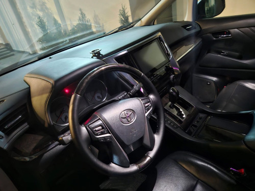 Toyota Alphard 2016 Spec Japan