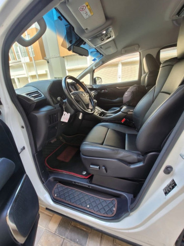 Toyota Alphard 2017 option SC