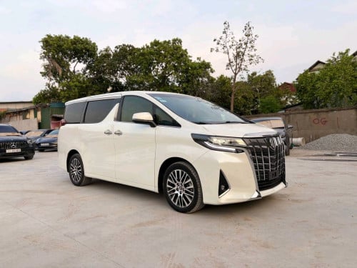 Toyota alphard v6 2017
