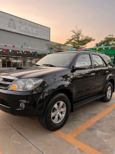 Toyota fortune 07 Foll ម៉ាស៊ូតអេមណាស់លក់ប្រញាប់លុយ