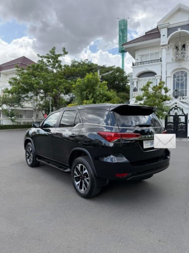 Toyota Fortuner2018 តំលៃចរចាបានទៀត​