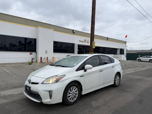 Toyota Prius Plug in 014 ឡានកាលី​