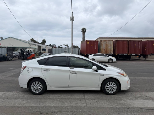 Toyota Prius Plug in 014 ឡានកាលី​