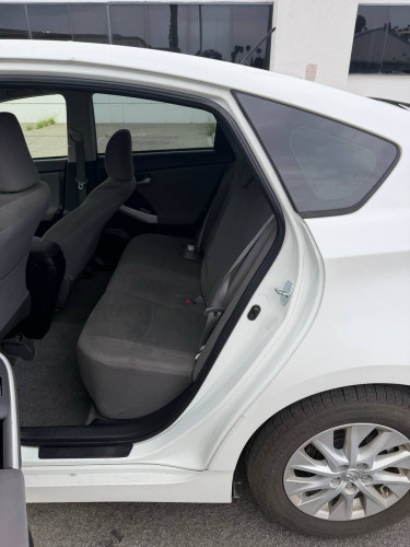 Toyota Prius Plug in 014 ឡានកាលី​