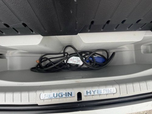 Toyota Prius Plug in 014 ឡានកាលី​