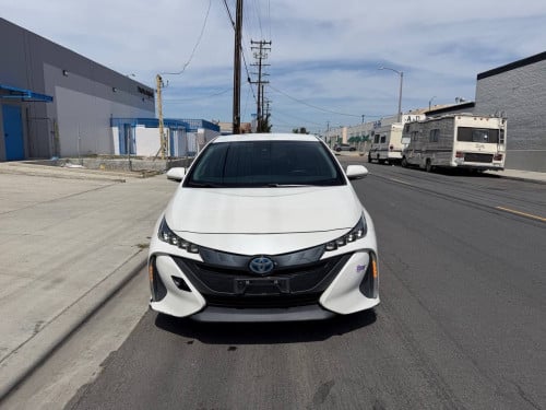 Toyota Prius Prime 018 ឡានកាលី