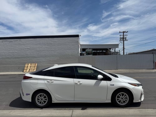 Toyota Prius Prime 018 ឡានកាលី