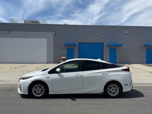 Toyota Prius Prime 018 ឡានកាលី
