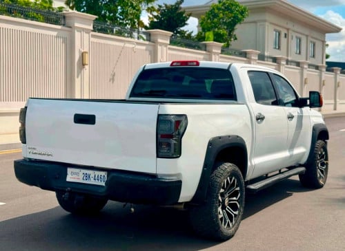 Toyota Tundra 2008 4WLD ប៉ុង2 ហ្គាស់+សាំង