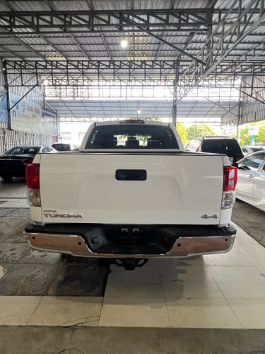 TOYOTA TUNDRA កាពីតាស 2012 Limited បាស JBL  បេីកដំបូល ពូកស្បែក កៅអីចុច កាមេរ៉ាក្រោយ ត្រជាកក្ដោបអូតូ