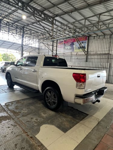 TOYOTA TUNDRA កាពីតាស 2012 Limited បាស JBL  បេីកដំបូល ពូកស្បែក កៅអីចុច កាមេរ៉ាក្រោយ ត្រជាកក្ដោបអូតូ