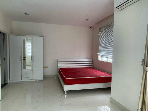 Twin villa for rent at borey peng houth steang mean chey