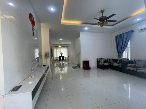Twin villa for rent at borey peng houth steang mean chey
