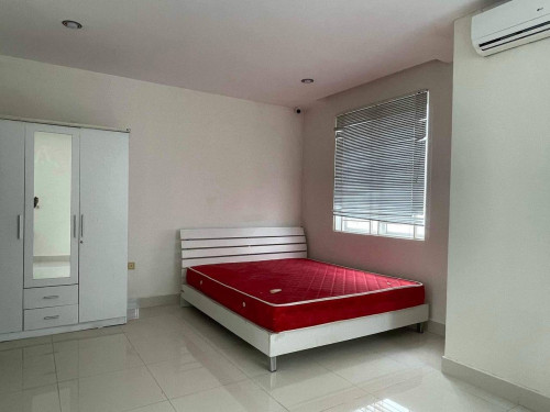 Twin villa for rent at borey peng houth steang mean chey