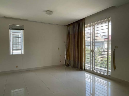 Twin villa for rent at borey peng houth steang mean chey