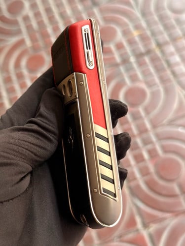 Vertu Ascent Ti Ferrari Special Edition