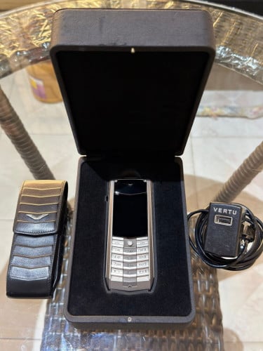 Vertu Ascent X