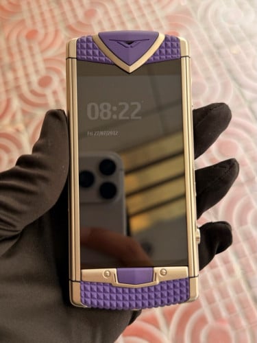 Vertu Constellation SmileTrain