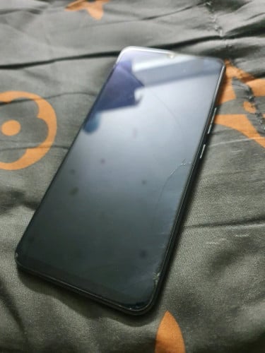 VIVO V21
