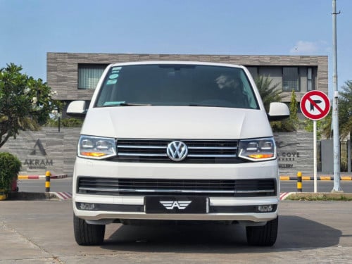 Volkswagen Multivan 2019 មួយទឹកស្អាត