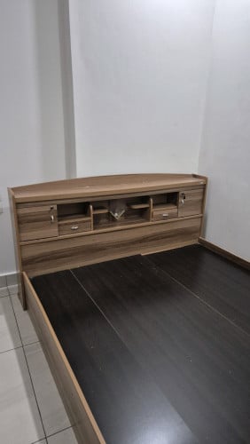 Wooden bed frame 1.5 x 2m