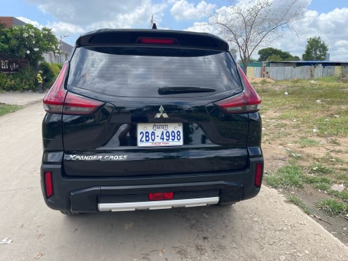 Xpander Cross 2021 លក់​ប្រញាប់​លុយ​ខ្លាំង​