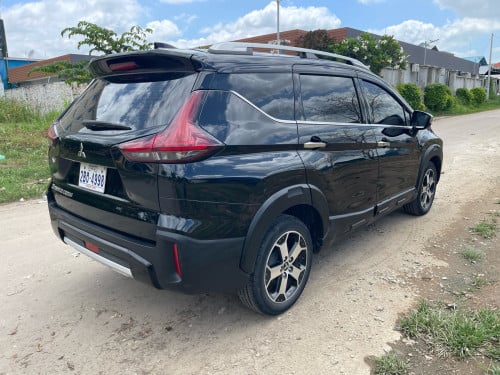 Xpander Cross 2021 លក់​ប្រញាប់​លុយ​ខ្លាំង​