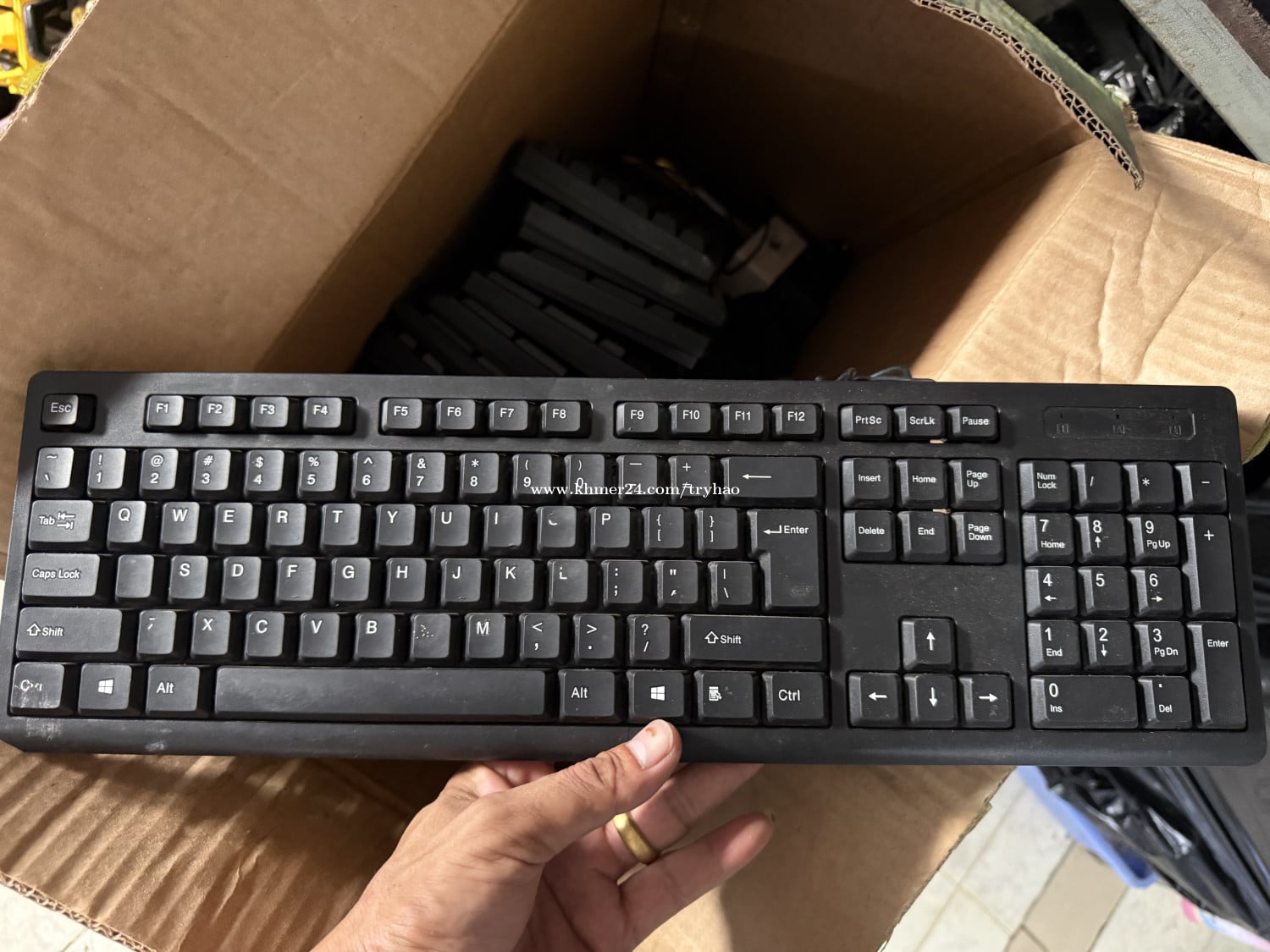 Keyboard មួយទឹក ស្អាត់ៗ 1=1.5$