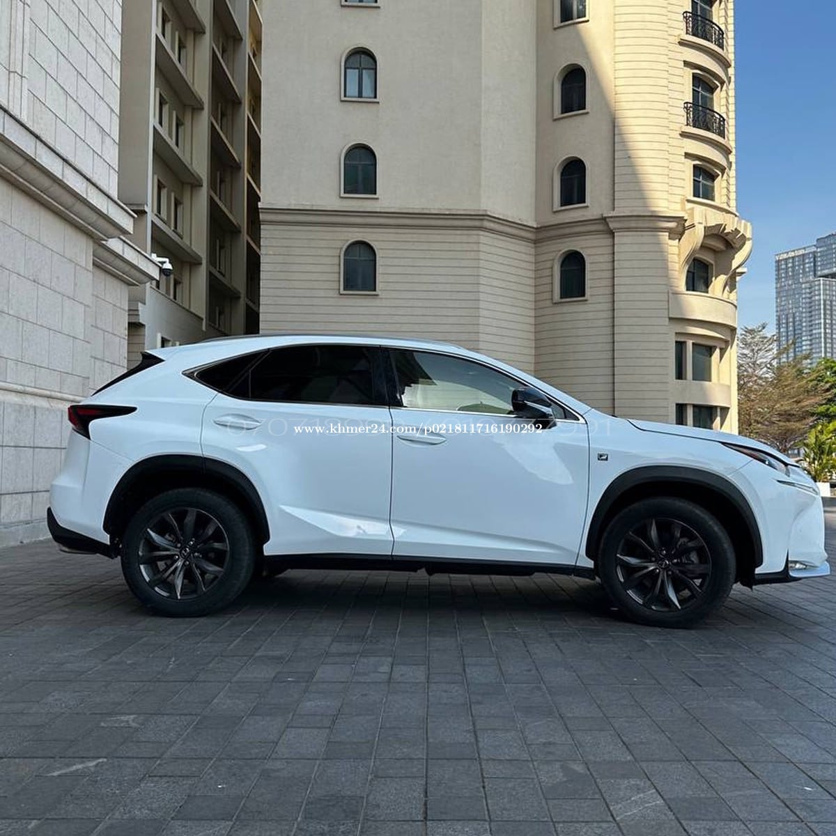 Luxus NX 200t F-sport ឆ្នាំផលិត2016, ប៉ុង01
