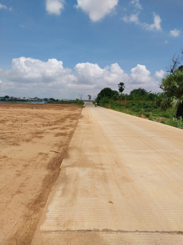 ដីលក់នៅព្រែកតាសេក ខណ្ឌជ្រោយចង្វា