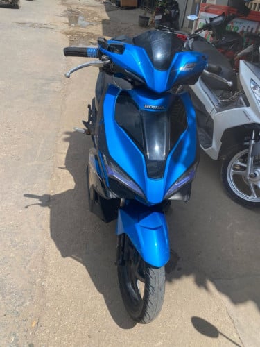 លក់ម៉ូតូ