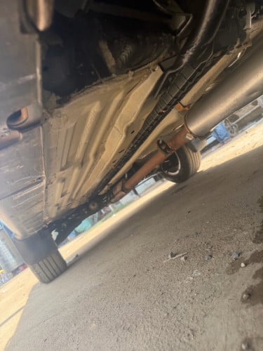 ឡាន​លក់​ធានា​ឡាន​ថ្មី​