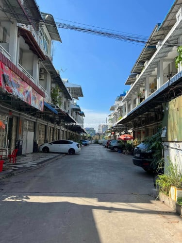ផ្ទះលក់បន្ទាន់ ទីតាំងកណ្តាលក្រុង