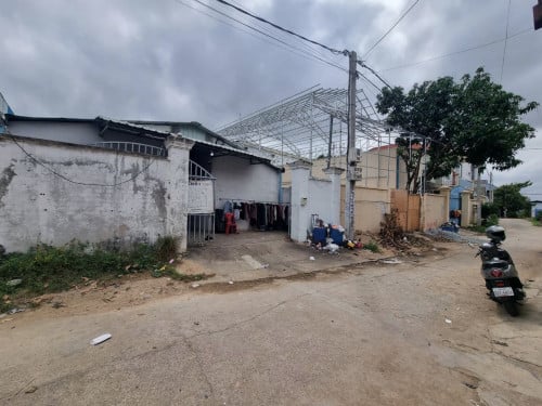 ផ្ទះបន្ទប់ជួលលក់បន្ទាន់