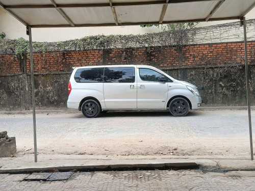 ឡានទេសចរណ៍