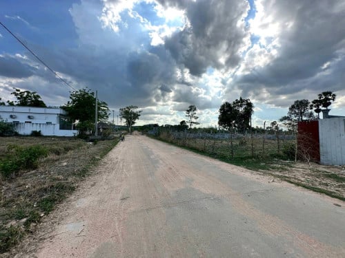 ដីលក់បន្ទាន់តម្លៃធូរ