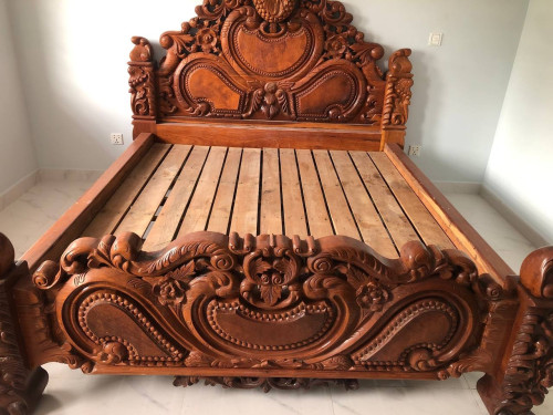 មានទទួលជុសជួលខាត់បាញ់ថ្នាំនឹងដេគ័រ