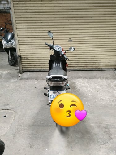 ម៉ូតូលក់