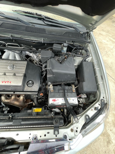 ឡានលក់ឆ្នាំ03V6limited fullពេញប៉ុងពីរ