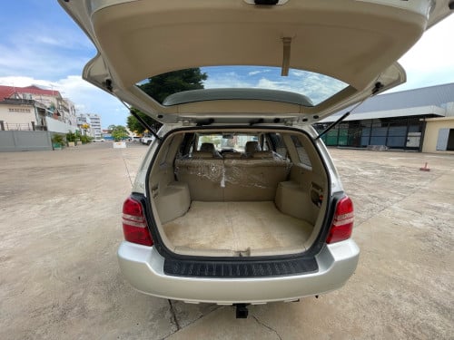 ឡានលក់ឆ្នាំ03V6limited fullពេញប៉ុងពីរ