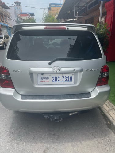 ឡានលក់04ប់ុងមួយបួនម៉ាសុីន