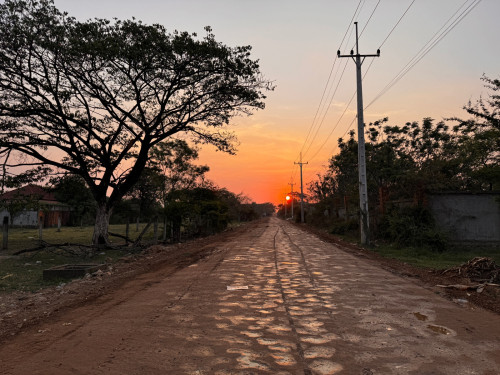 ដីលក់ក្នុងក្រុងតាខ្មៅ 10 m x 30 m