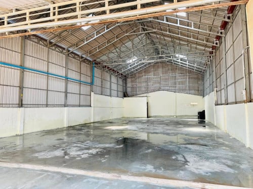 ឃ្លាំងថ្មីជួល ទំហំ 10m x 20m ទំហំ 200 ម៉ែតការ៉េ