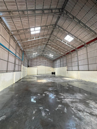 ឃ្លាំងថ្មីជួល ទំហំ 10m x 20m ទំហំ 200 ម៉ែតការ៉េ