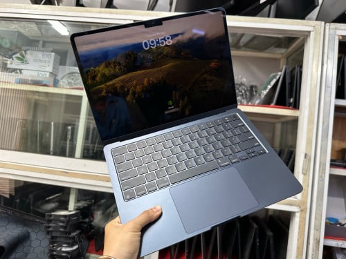 ស្អាត ខ្ចី